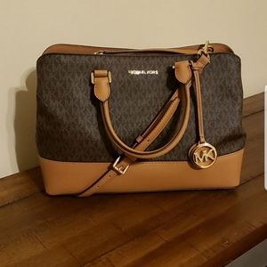 Michael Kors LG Satchel